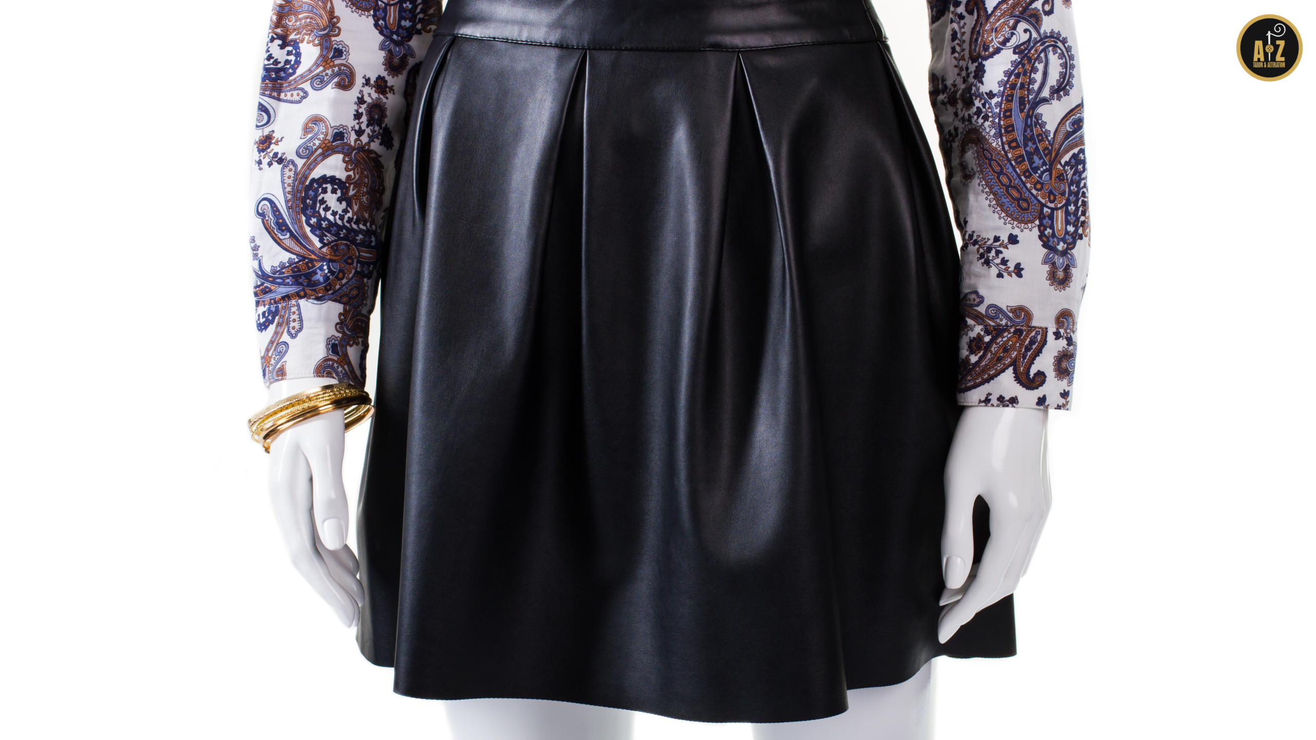leather skirt